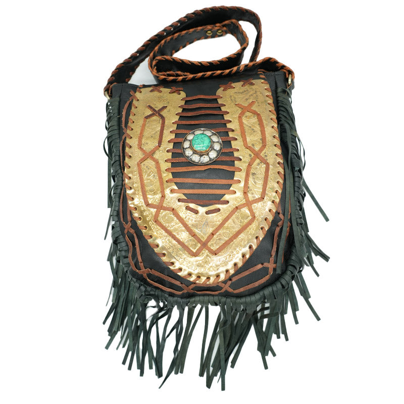 Boho Umhängetasche aus Leder mit Fransen & Handverzierung