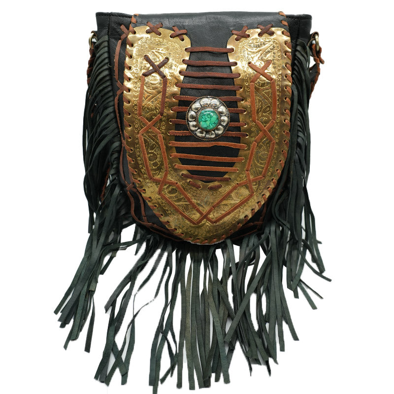 Boho Umhängetasche aus Leder mit Fransen & Handverzierung