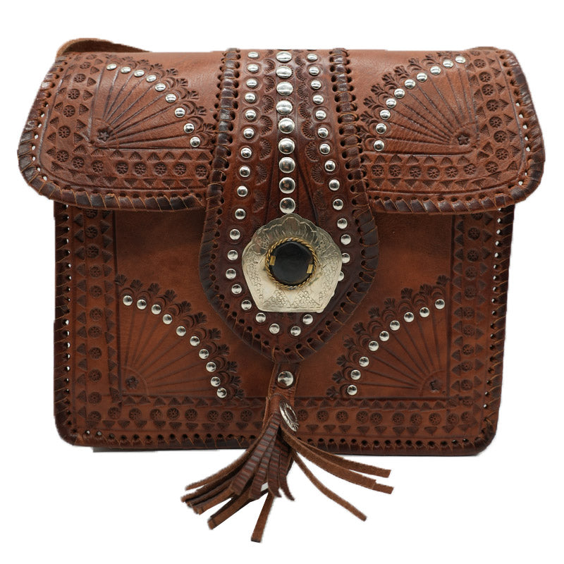 Ethno Crossbody Bag aus Echtleder mit Verzierungen