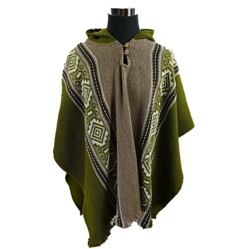 Poncho aus Wolle 02