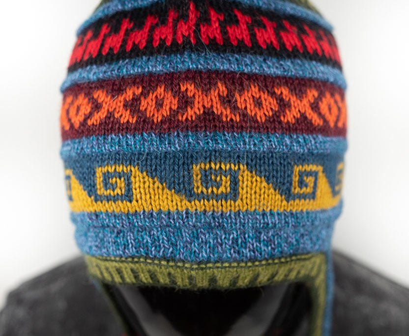 Alpaka Mütze 2in1 (Chullo) Denim Blau marmoriert mit diversen farbigen Mustern