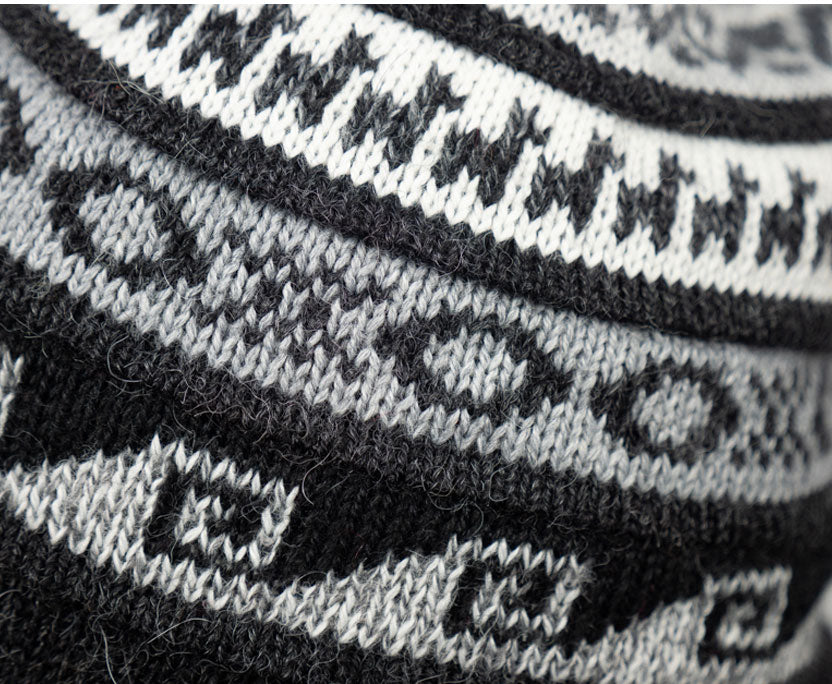 Alpaka Mütze 2in1 (Chullo) Schwarz marmoriert mit diversen Mustern