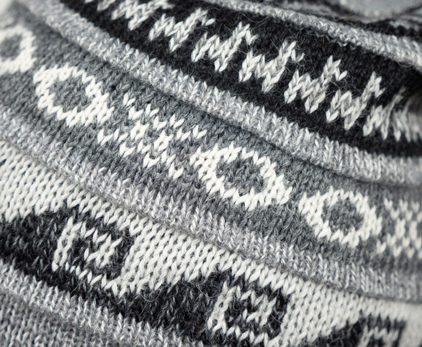 Alpaka Mütze 2in1 (Chullo) Hellgrau marmoriert mit diversen Mustern