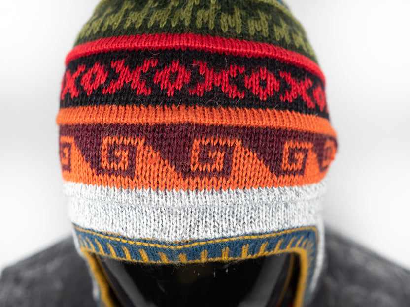 Alpaka Mütze 2in1 (Chullo) Hellgrau marmoriert mit diversen farbigen Mustern