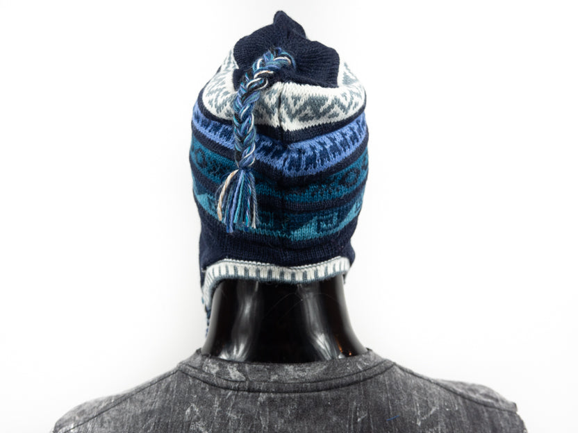 Alpaca Mütze 2in1 (Chullo) Schwarz mit diversen bläulichen Mustern