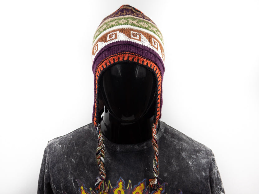 Alpaka Mütze 2in1 (Chullo) lila mit diversen farbigen Mustern