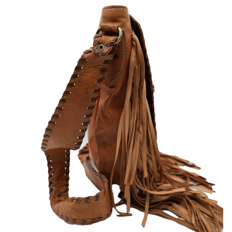 Handgemachte Leder-Umhängetasche im Boho Stil mit Fransen