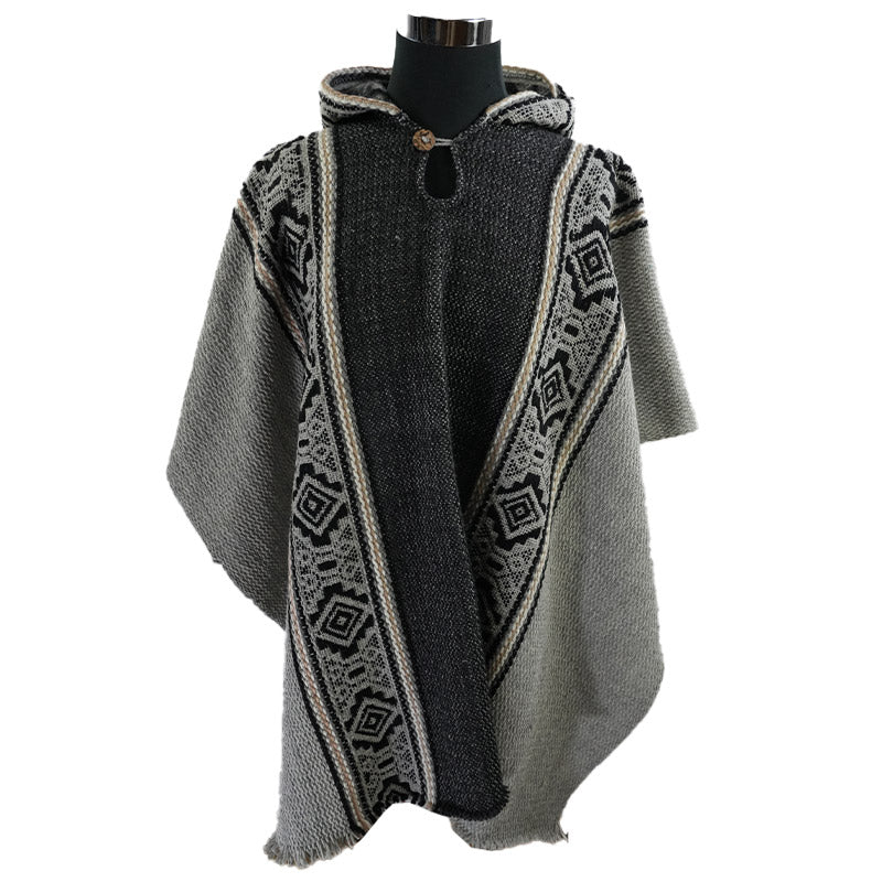 Poncho aus Wolle 05